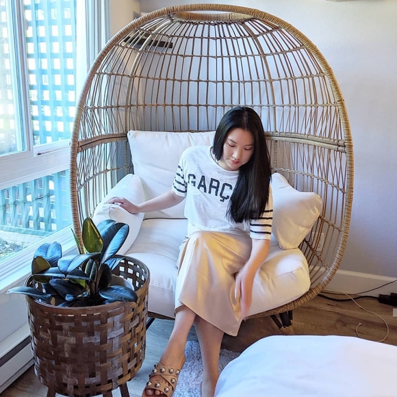 Follow Me on Instagram ✌️ - Picture 1 of 7